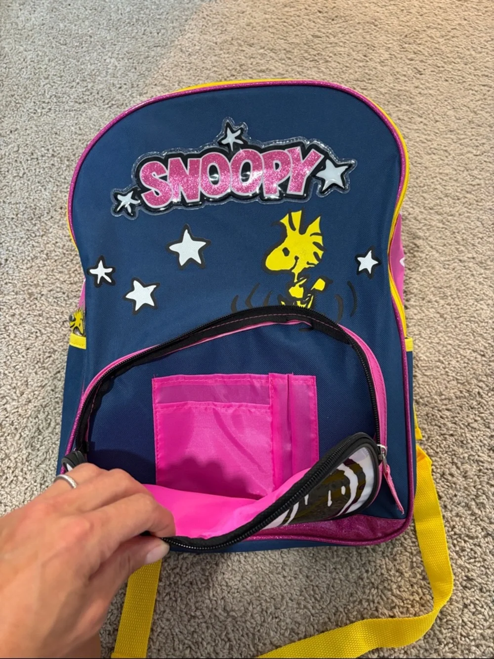 Snoopy Backpack - Picture 4 of 6